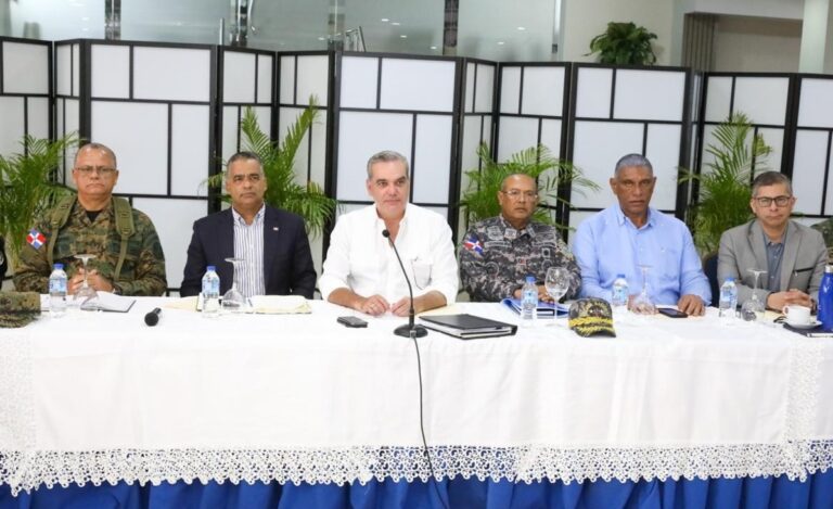 Presidente Abinader lidera reunión de seguimiento al Plan de Seguridad Ciudadana