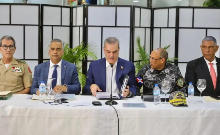 Abinader lidera reunión de seguimiento al Plan de Seguridad Ciudadana