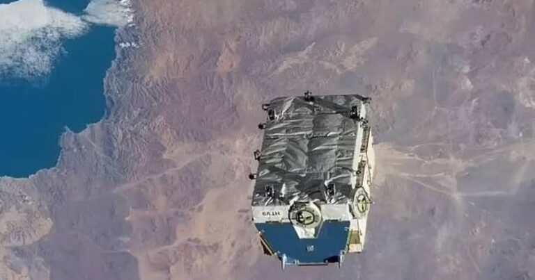NASA confirma que restos de estación espacial cayeron en una casa en EEUU