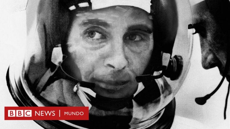 Bill Anders: muere a los 90 años en un accidente aéreo el astronauta del Apolo 8 que tomó una de las fotos más famosas del planeta Tierra