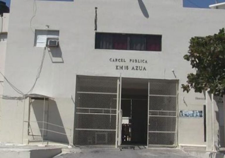 Coronel secuestrado y herido por recluso en prisión de Azua
