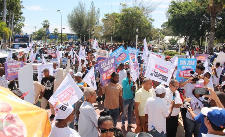 Sanjuaninos exigen estudios de impacto ambiental para Mina Los Romero