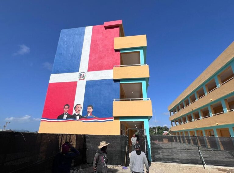 Ministro de Educación ordena hacer levantamiento nacional de escuelas que están en estado de deterioro