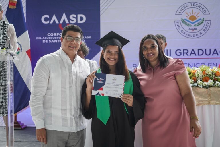 Liceo de la Caasd gradúa a bachilleres técnicos en control de procesos ambientales