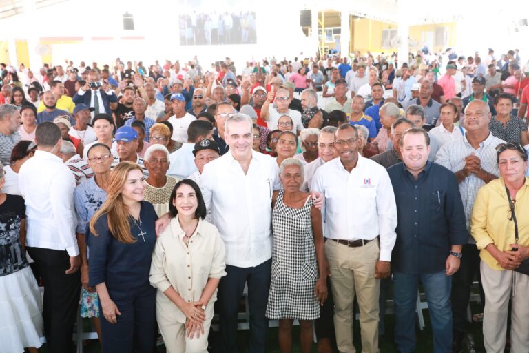 Gobierno lanza proyecto de titulación en el norte del Distrito Nacional, para beneficiar a más de 30,000 personas