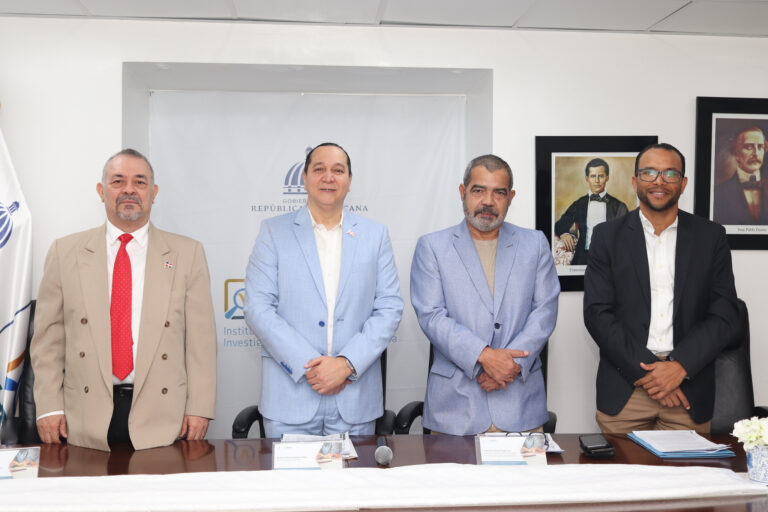 Minerd e Ideice presentan el programa «Fondos Concursables para la Investigación y Evaluación Educativa Transformadora»