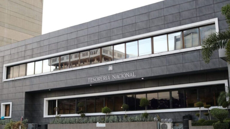 Tesorería Nacional y Supérate realizan 8° Mercado Orgánico Artesanal