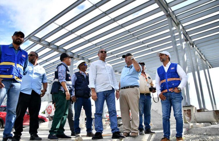 Deligne Ascención destaca avance trabajos del nuevo peaje autopista Duarte