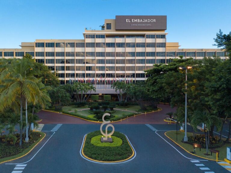 Hotel El Embajador gana protagonismo mundial con la presencia de Edmundo González