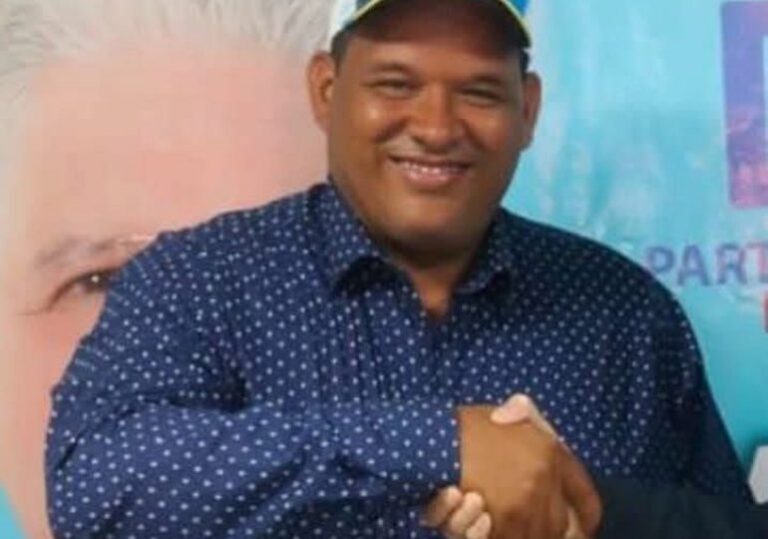 Estallan protestas en Bayahíbe por el arresto del alcalde local y su hijo