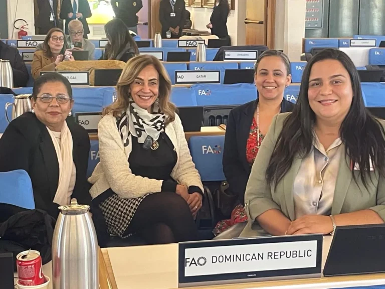 República dominicana muestra la erradicación del tiempo récord de la mosca de la fruta mediterránea