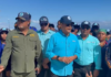 Director de COE supervisa las playas el Viernes Santo en medio de la baja afluencia de visitantes