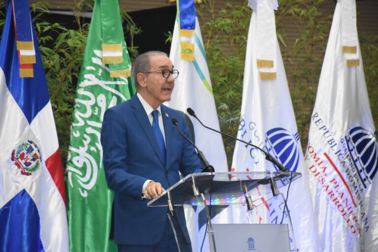 Mescyt eleva el estándar de ingreso a la carrera docente con nueva prueba PACE