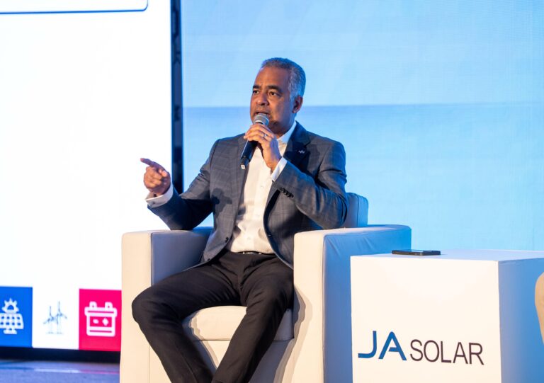 La República Dominicana se prepara para licitación de energías renovables y almacenamiento