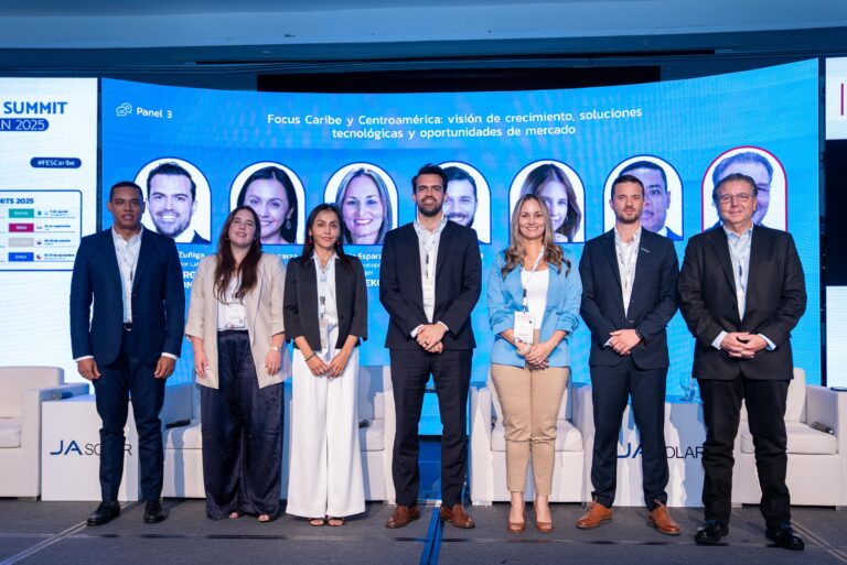 República Dominicana trabaja en la modernización de las leyes de energía para acelerar la transición energética