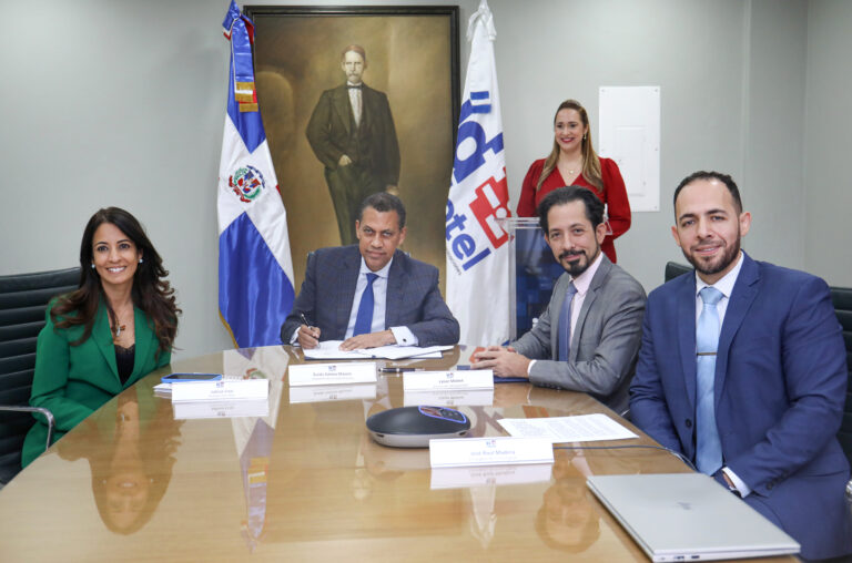 La República Dominicana y Costa Rica firman acuerdo para avanzar en transformación digital segura