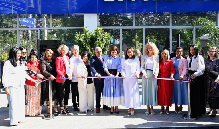 Vicepresidenta Raquel Peña encabeza inauguración de la Escuela de Igualdad Magaly Pineda