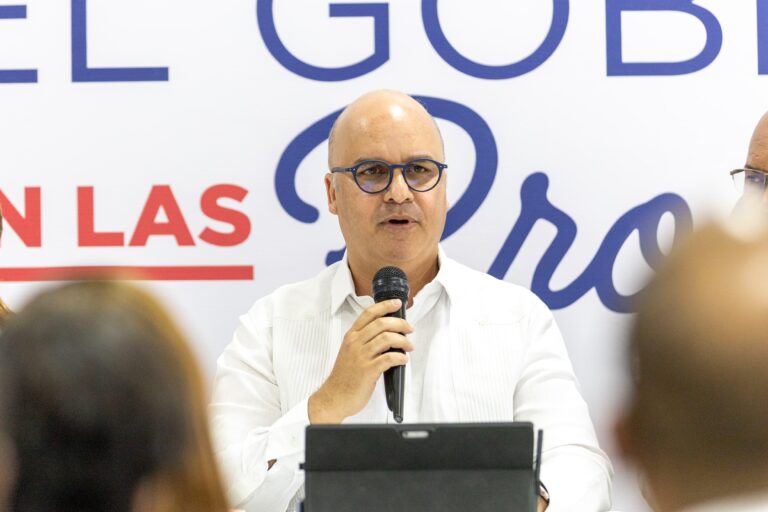 Gobierno impulsa el fortalecimiento educativo en Puerto Plata con la construcción de 15 nuevos centros