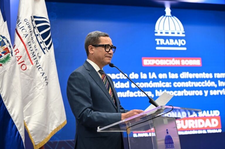 Ministerio de Trabajo analiza impacto de la inteligencia artificial en la prevención de riesgos en las empresas