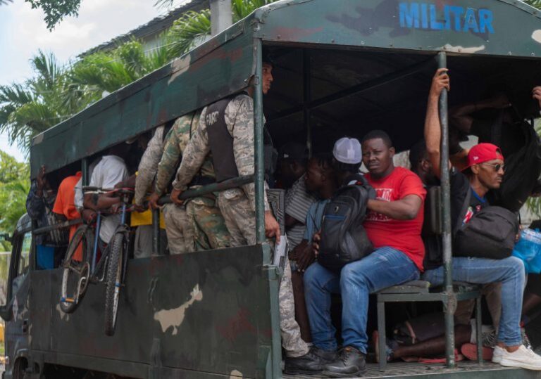 El gobierno dominicano intensifica las redadas de inmigración