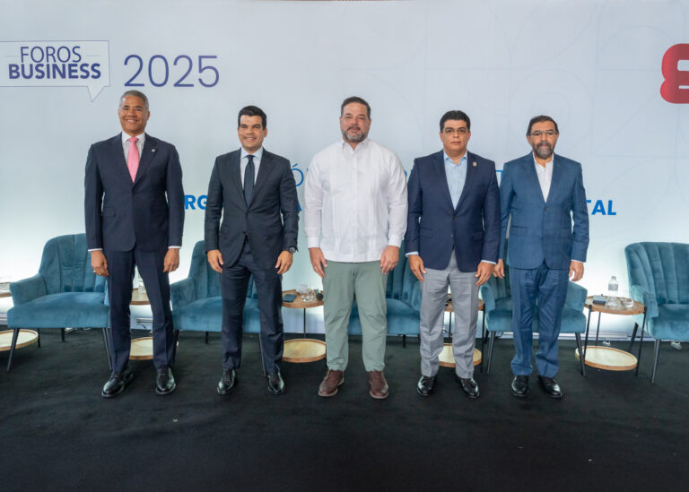 Ministro Paíno Henríquez llama a la sociedad civil a involucrarse en la conservación del agua