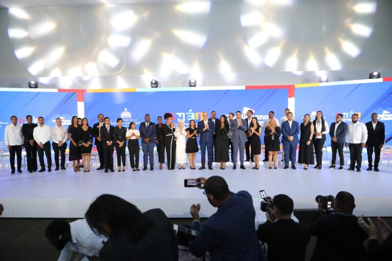Presidente Abinader resalta rol transformador de la juventud en la ética y la transparencia