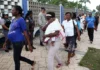 Los funcionarios haitianos inspeccionan los procedimientos de deportación dominicana