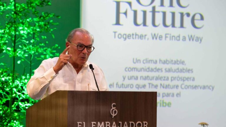 Frank Rainieri insta a la acción internacional en Sargassum
