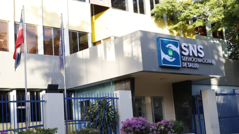 Tras inicio de protocolo migratorio en hospitales, servicios a ciudadanos haitianos se reducen hasta 67 %, según SNS