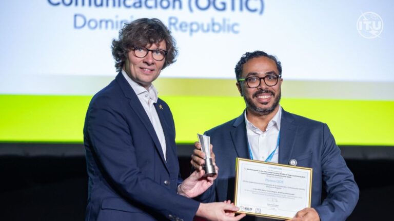 Ogtic recibe reconocimiento en los Premios WSIS 2025