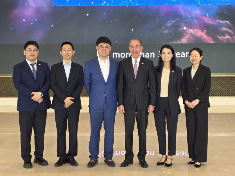 RD concreta alianza con Huawei para llevar la educación superior al futuro digital