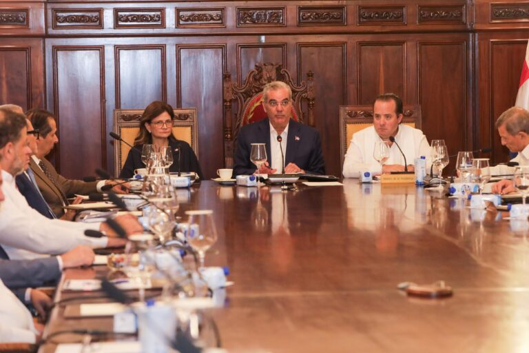 Consejo de Ministros aprueba política presupuestaria de 2027 con prioridad en educación, salud e infraestructura