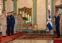 Presidente Luis Abinader toma juramento a nuevos comandantes del Ejército y la Fuerza Aérea y al director de la Policía Nacional