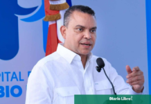 Landrón afirma que no existe desempleo médico, sino una "supernumeraria" cantidad de profesionales