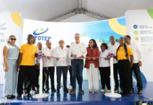 Presidente Luis Abinader inaugura Escuela de Formación Técnico Profesional Guarocuya, en Barahona