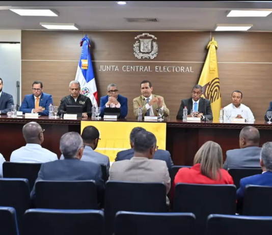 Mesa Técnica Electoral de la JCE realiza primera reunión con organizaciones políticas de cara a próximas elecciones