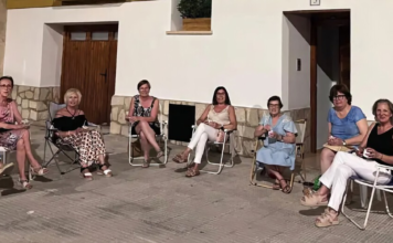 Un pueblo de Zaragoza organizó el plan más sencillo del mundo, "salir a la fresca". Han batido algo más que un récord