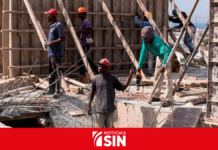 Gobierno acuerda aumento de 20 % al salario mínimo de los trabajadores de la construcción