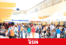 Rehabilitación y el HOMS brindan 2,752 servicios de salud gratuitos durante operativo médico en Constanza