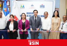 Roberto Ángel Salcedo encabeza inauguración de nueva Escuela de Bellas Artes en Mao