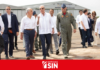 Abinader y presidente de Honduras recorren Base Aérea de San Isidro
