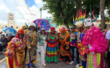 “Movimiento Leyendas del Carnaval” rescata la esencia del Carnaval de la Restauración y vuelve a llevar el carnaval a los barrios capitalinos
