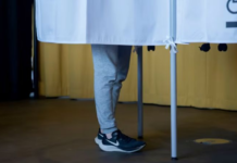 El voto afirmativo toma la delantera en el referéndum de Islandia sobre las negociaciones con la UE