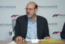 Premio Nobel Michael Kremer destaca el potencial de RD para escalar políticas públicas basadas en evidencia
