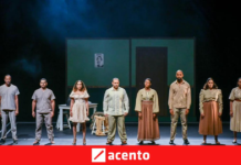 Bienvenido el extraño estremece Bellas Artes con un grito escénico por la salud mental