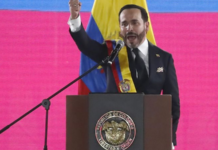 De la Espriella asume como presidente de Colombia y promete derrotar al crimen: "La opción del diálogo está agotada"