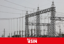 Abinader visita construcción de planta eléctrica de 467 MW en Boca Chica