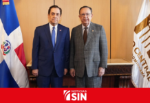 Banco Central recibe a estudiantes domínico-españoles premiados por mérito escolar