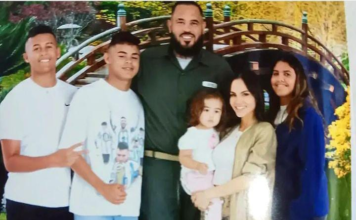 Raphy Pina sorprende a tres de sus hijos al regalarles un Porsche a cada uno: “Sí, es una bendición poder hacerlo”