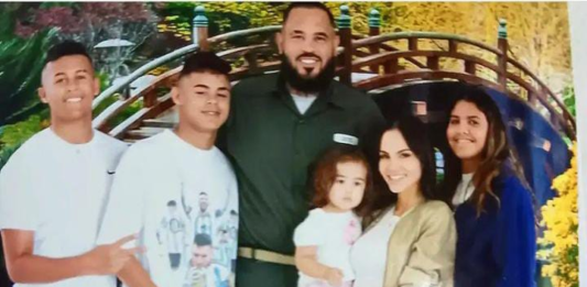 Raphy Pina sorprende a tres de sus hijos al regalarles un Porsche a cada uno: “Sí, es una bendición poder hacerlo”